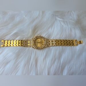 Men Watch, Color Gold & Gemstone